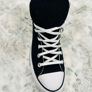 Converse platform Black High-Top Sneakers 1 shoe  (Right) shoe only